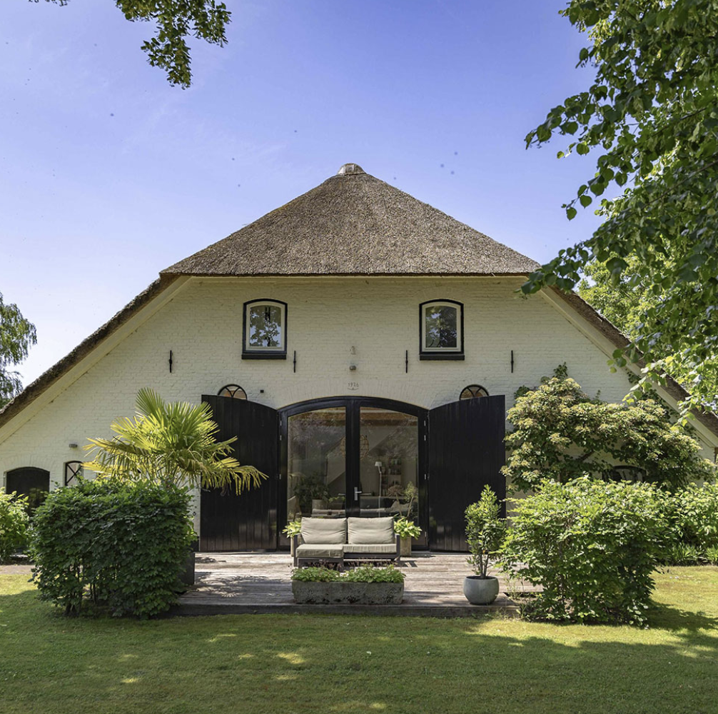 Baerz & Co farmhouse